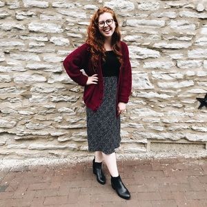 Meet your Posher, Holly